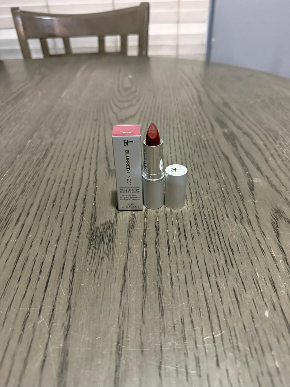 IT Cosmetics Blurred Lines Anti-Aging Collagen Smooth Fill Lipstick Daring